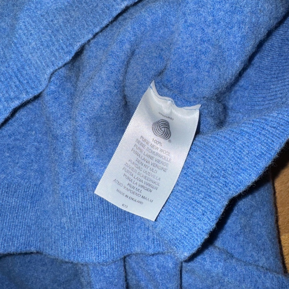 Burberry Blue Crewneck Sweater - Picture 5 of 5